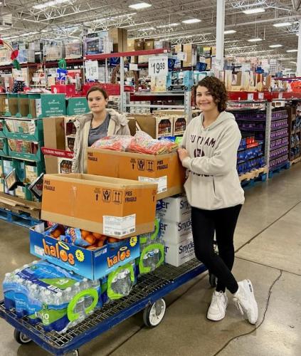 2022-Hunger-knows-no-Holiday-shopping