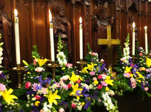 Altar-flowers-for-the-altar-April-8-2012